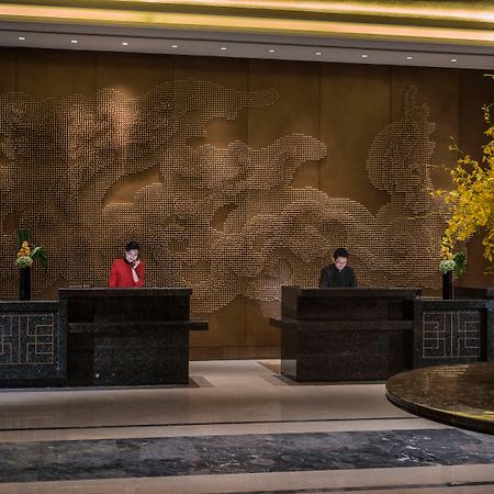 Hualuxe Yangjiang City Center Exterior foto