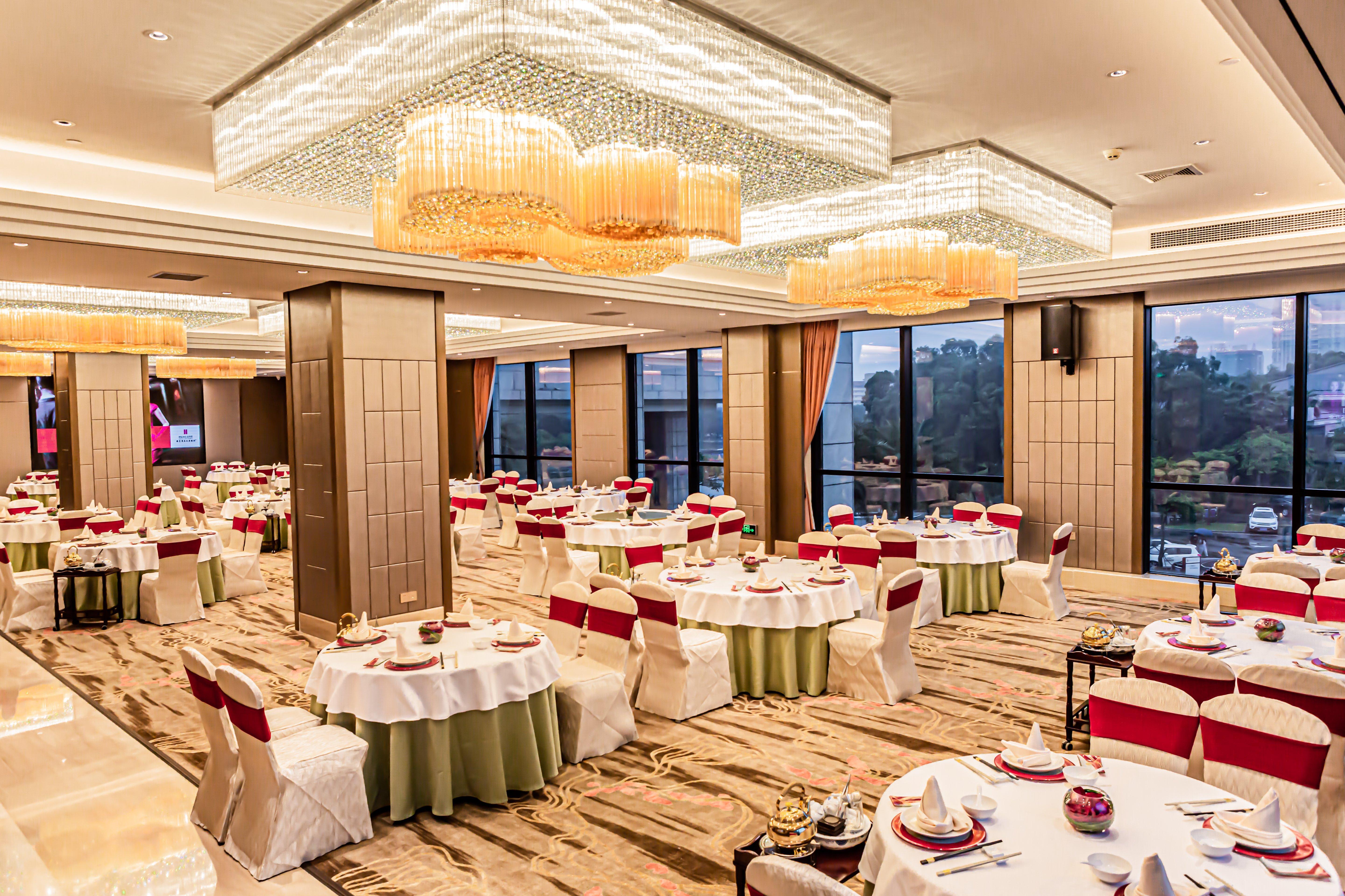 Hualuxe Yangjiang City Center Exterior foto