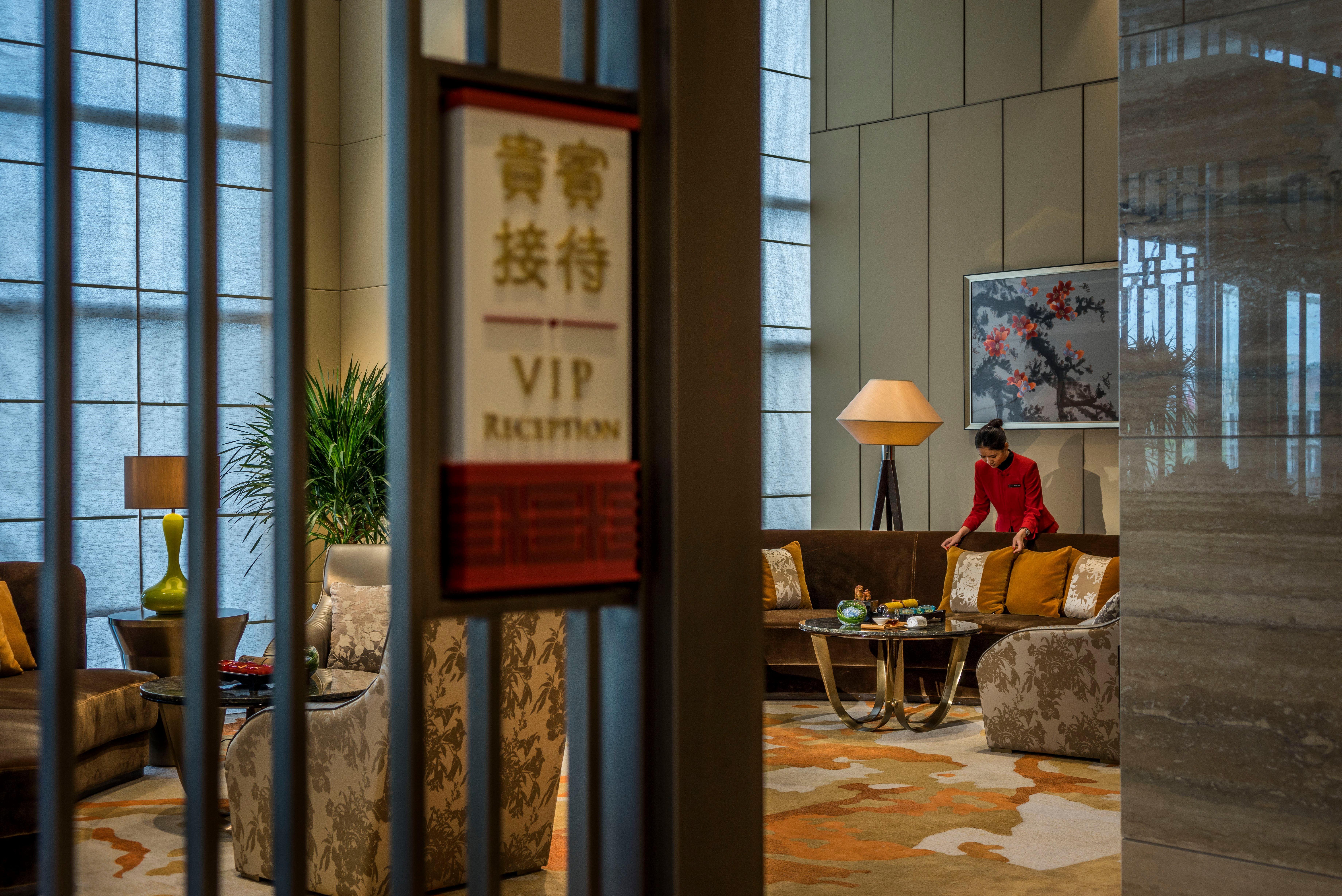 Hualuxe Yangjiang City Center Exterior foto